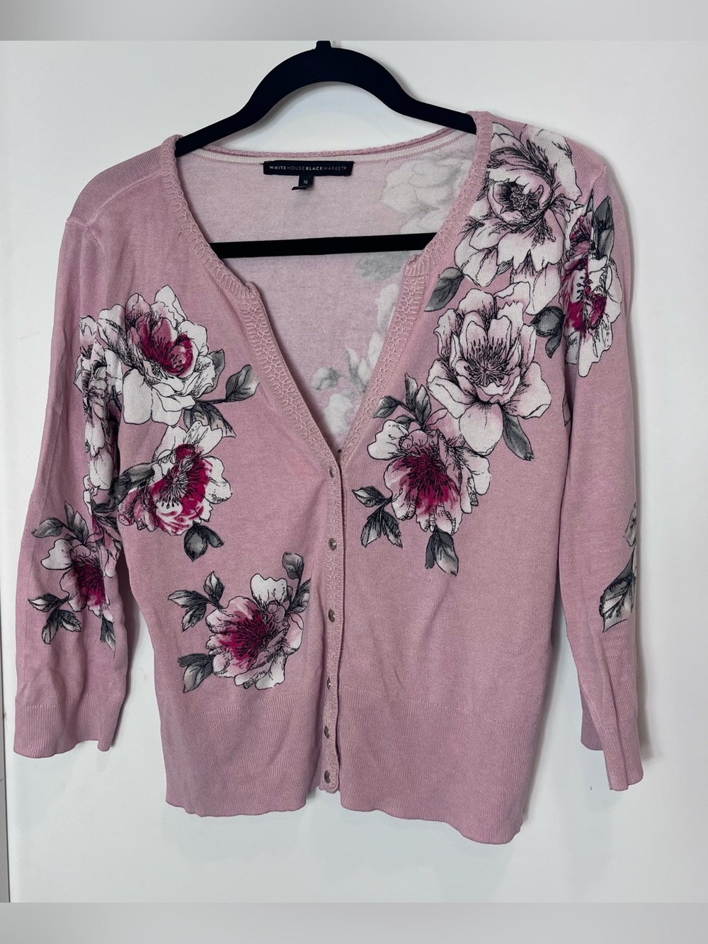 White House Black Market Pink Floral Button-Front V-Neck Cardigan Medium